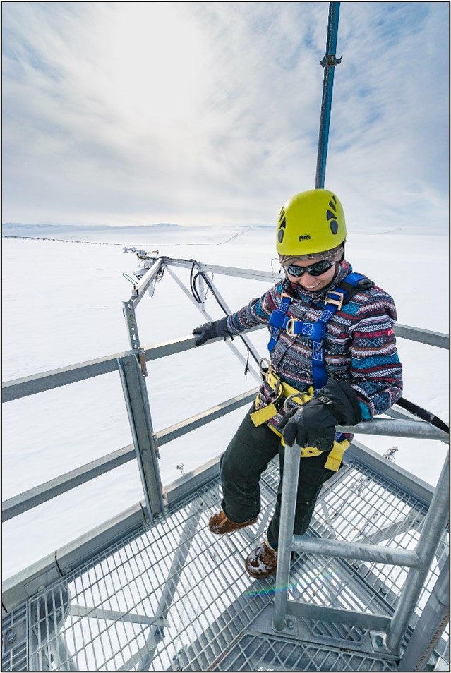 A PFS Science Technician at work at Summit Station. Photo Credit Derek Schott, PFS.